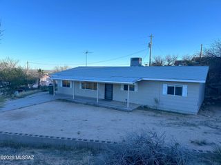 442 E Silverwood Lane, Benson, AZ 85602