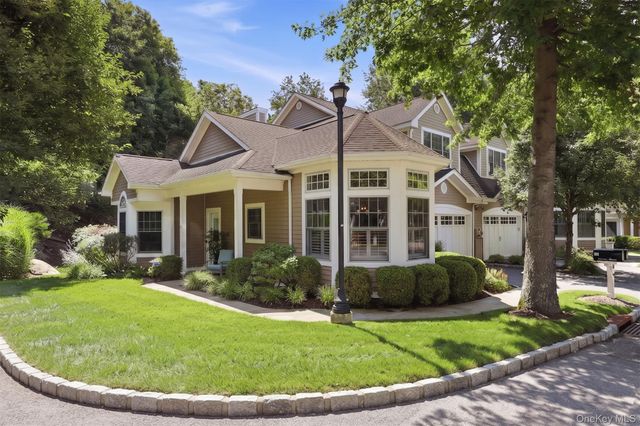 8 Gerber Court, Mount Kisco, NY 10549
