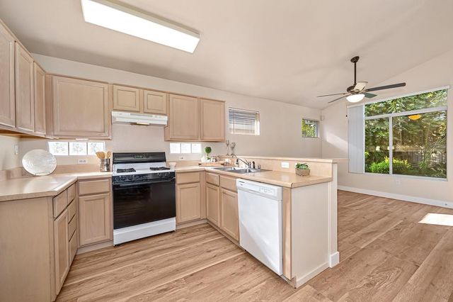 4228 Napa Loop, Roseville, CA 95747