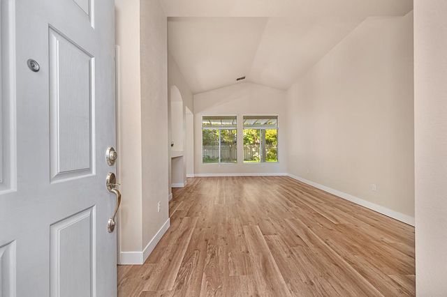 4228 Napa Loop, Roseville, CA 95747
