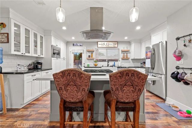 43240 W 32nd Street, Lancaster, CA 93536
