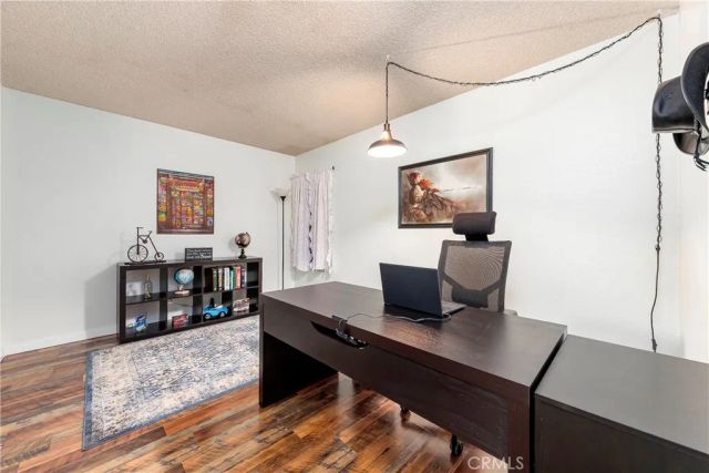 43240 W 32nd Street, Lancaster, CA 93536