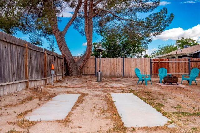 43240 W 32nd Street, Lancaster, CA 93536