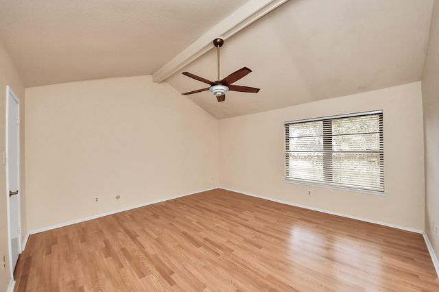 2588 Bering Drive, Houston, TX 77057