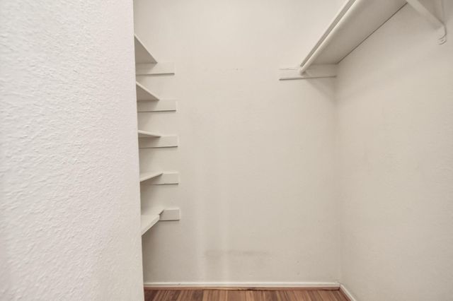 2588 Bering Drive, Houston, TX 77057