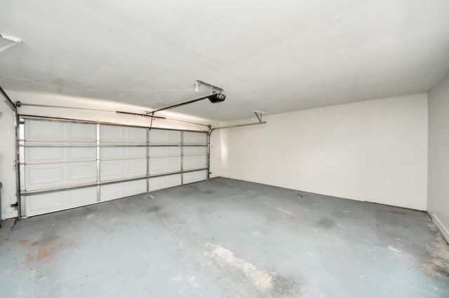 2588 Bering Drive, Houston, TX 77057