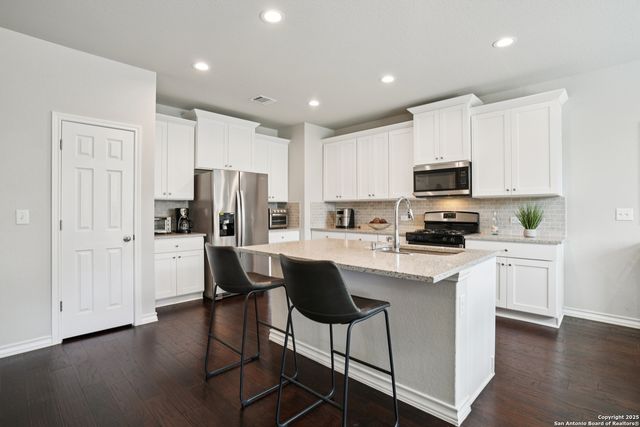 5602 Chestnut, San Antonio, TX 78266