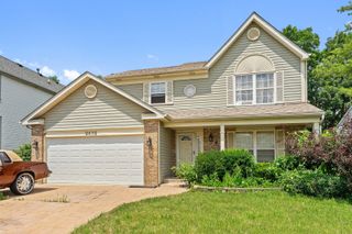2632 PEPPERTREE Lane, Waukegan, IL 60085