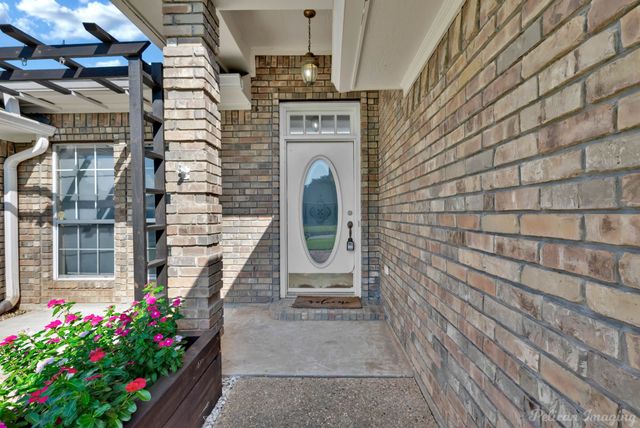 2212 Middle Creek Boulevard, Bossier City, LA 71111