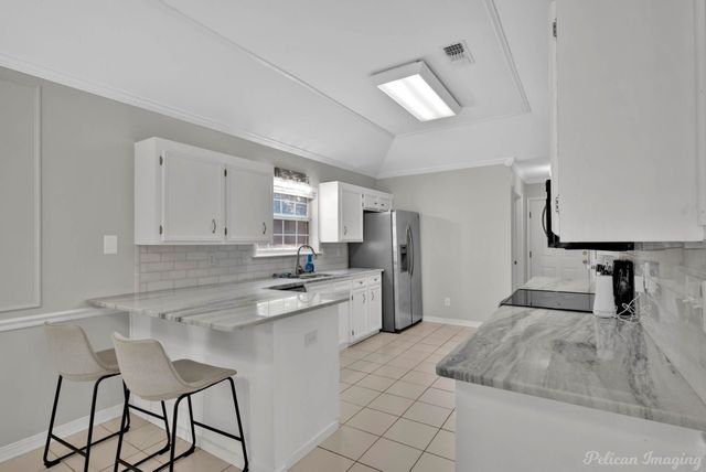 2212 Middle Creek Boulevard, Bossier City, LA 71111