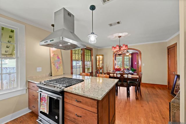 894 Arlington Ave, Baton Rouge, LA 70806
