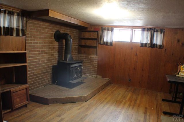 911 E 6th St, Pueblo, CO 81001