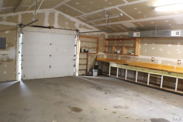 911 E 6th St, Pueblo, CO 81001