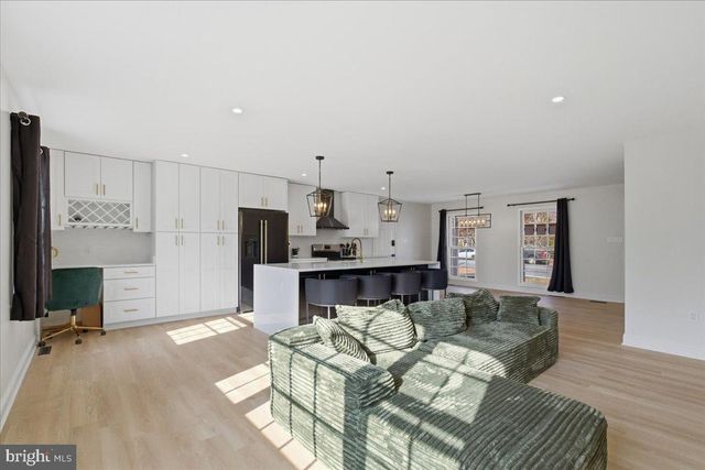 10921 PAYNES CHURCH DR, Fairfax, VA 22032