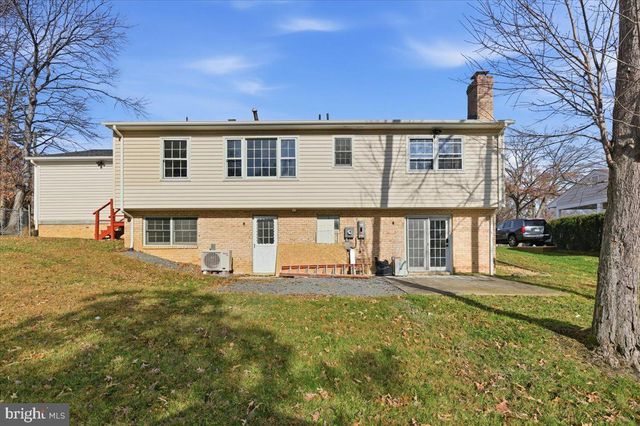 10921 PAYNES CHURCH DR, Fairfax, VA 22032