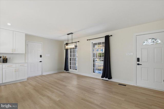 10921 PAYNES CHURCH DR, Fairfax, VA 22032