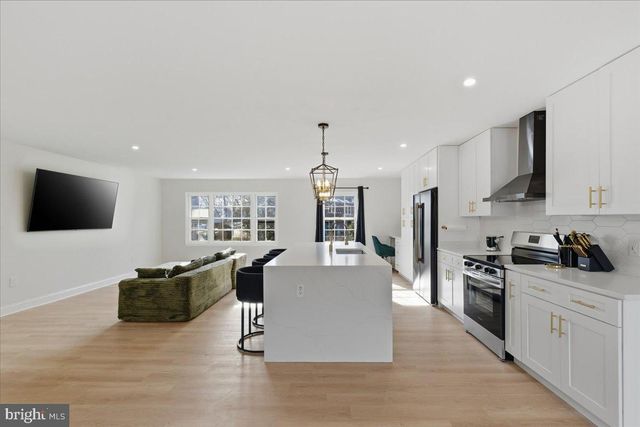 10921 PAYNES CHURCH DR, Fairfax, VA 22032