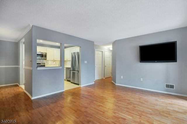 807 Breckenridge Dr, Branchburg Twp., NJ 08876