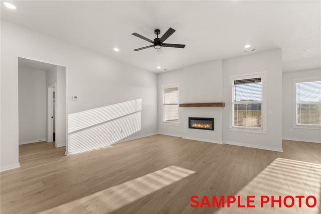 6007 SW Omaha Avenue, Bentonville, AR 72713