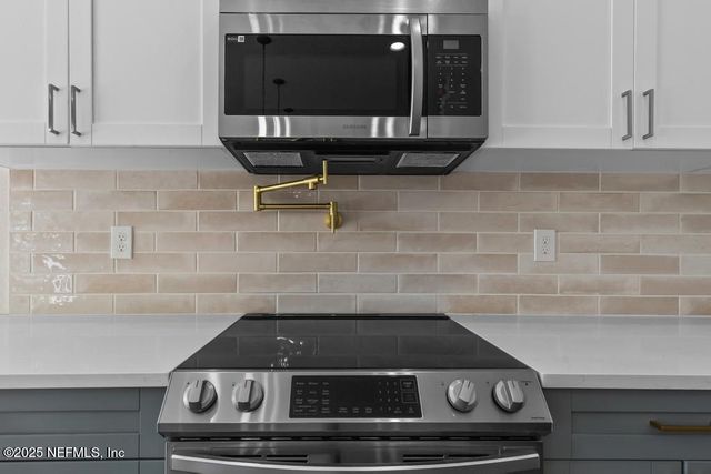 97363 YORKSHIRE Drive, Yulee, FL 32097