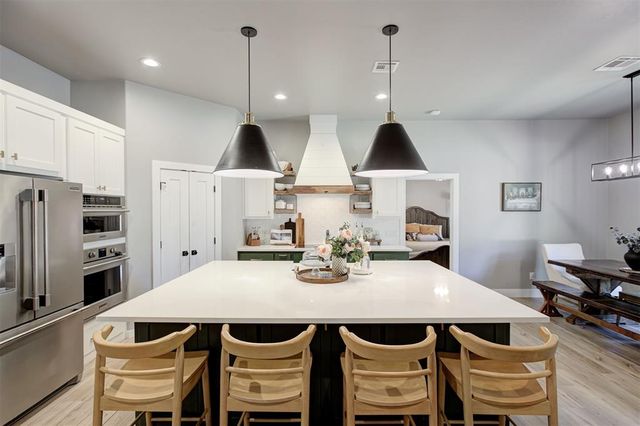 12801 Deer Run, Arcadia, OK 73007