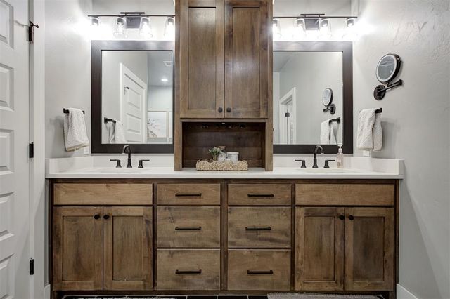 12801 Deer Run, Arcadia, OK 73007