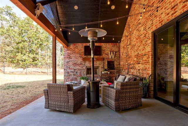 12801 Deer Run, Arcadia, OK 73007