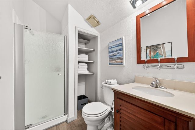 168 April Point Drive S 168, Conroe, TX 77356