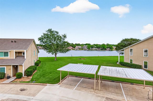 168 April Point Drive S 168, Conroe, TX 77356
