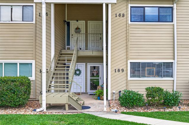 168 April Point Drive S 168, Conroe, TX 77356