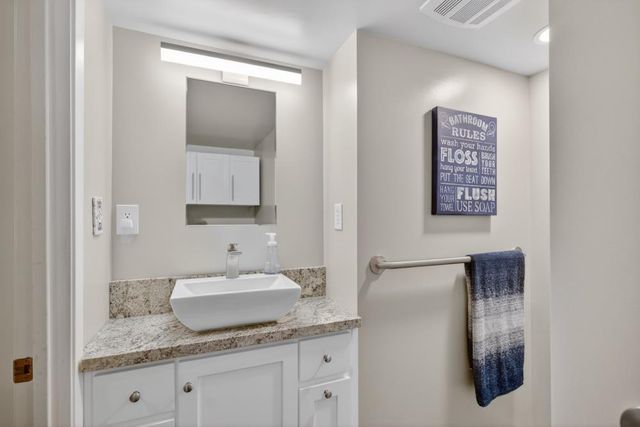 4550 Green Tree Dr, Sacramento, CA 95823