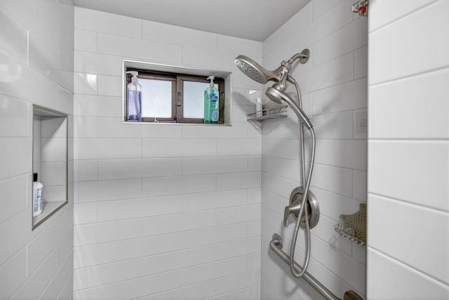 4550 Green Tree Dr, Sacramento, CA 95823