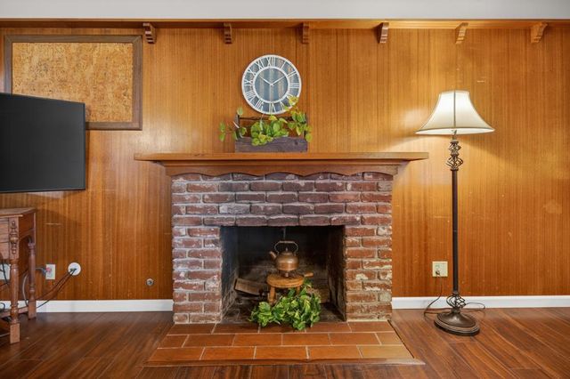 4550 Green Tree Dr, Sacramento, CA 95823