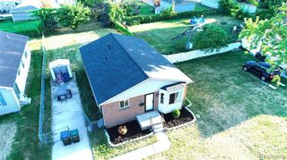 22100 Pleasant Street, Saint Clair Shores, MI 48080