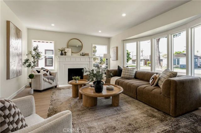 3880 Olmsted Avenue, Los Angeles, CA 90008