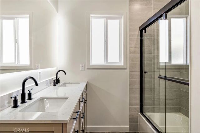 3880 Olmsted Avenue, Los Angeles, CA 90008