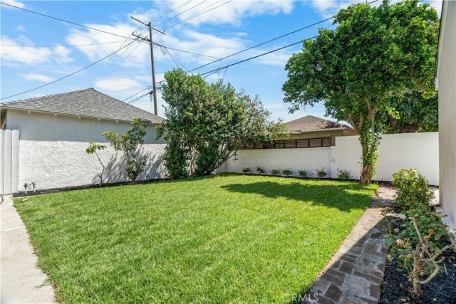 3880 Olmsted Avenue, Los Angeles, CA 90008