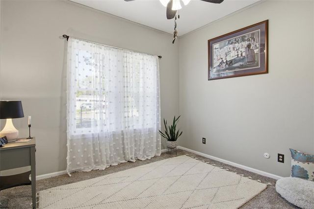 1502 Hogeboom Avenue, Eau Claire, WI 54701