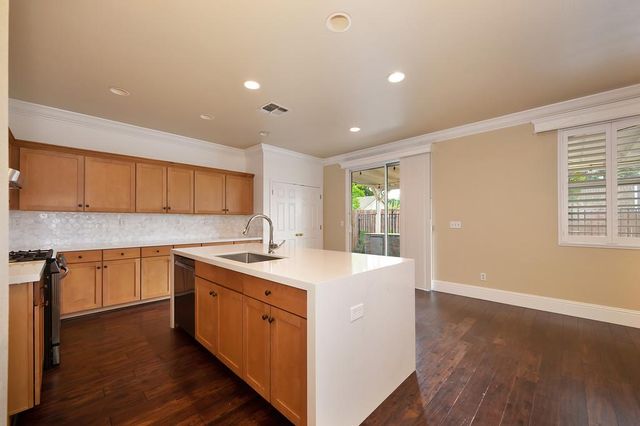 7761 Megan Ann Way, Antelope, CA 95843