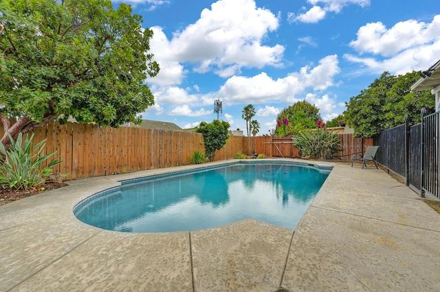 7761 Megan Ann Way, Antelope, CA 95843