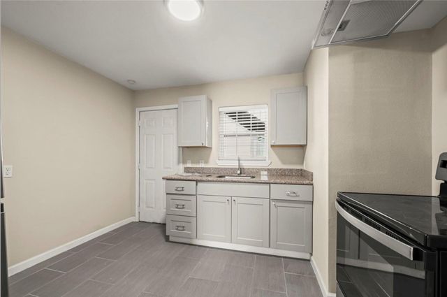 2803 Cleburne Street 3, Houston, TX 77004