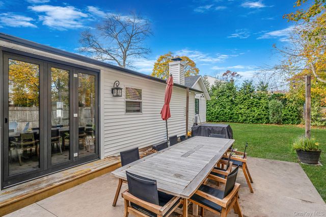 3 Vee Jay Drive, Shoreham, NY 11786