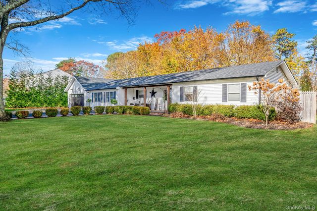3 Vee Jay Drive, Shoreham, NY 11786
