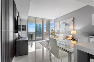 851 NE 1st Ave 3900, Miami, FL 33132