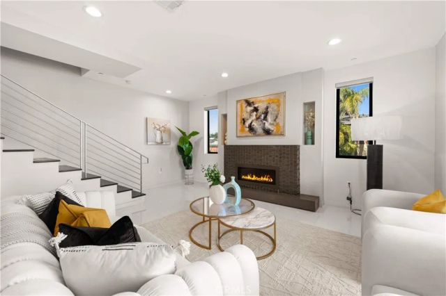 4485 Hazeltine Avenue 1, Sherman Oaks, CA 91423