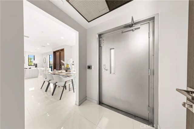 4485 Hazeltine Avenue 1, Sherman Oaks, CA 91423