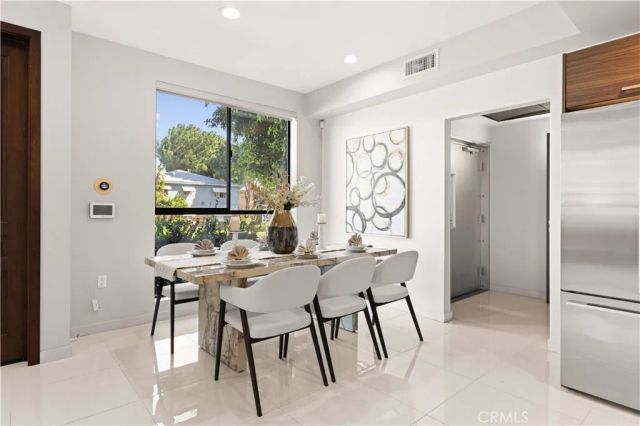 4485 Hazeltine Avenue 1, Sherman Oaks, CA 91423