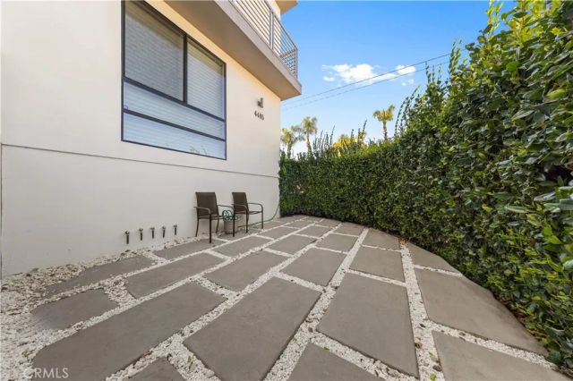 4485 Hazeltine Avenue 1, Sherman Oaks, CA 91423
