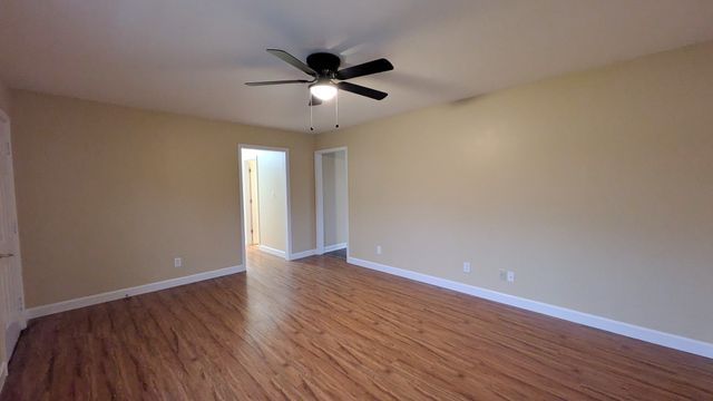 2708 Knob Ct, Clarksville, TN 37043