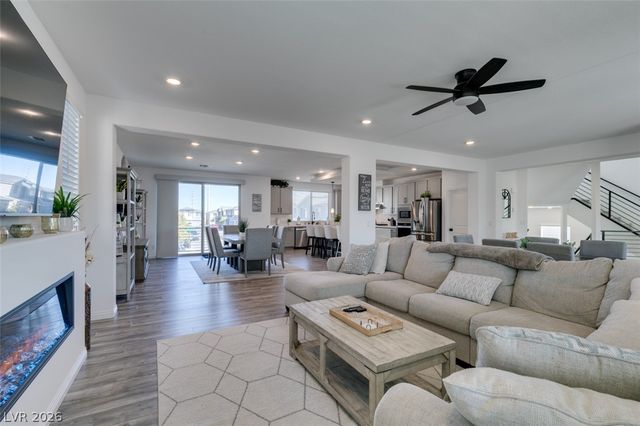 5397 Meadow Star Avenue, Las Vegas, NV 89141